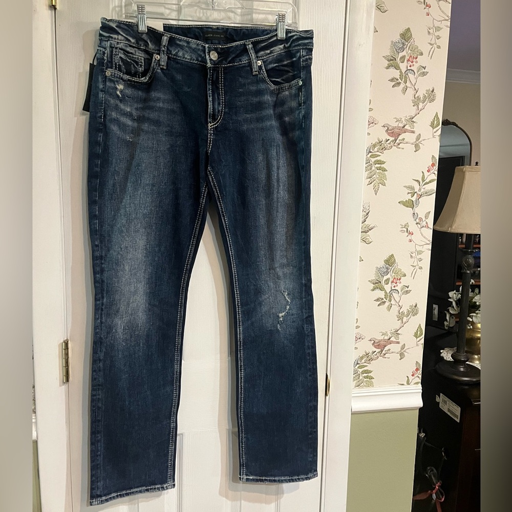 NWT Silver Mid Rise Jeans